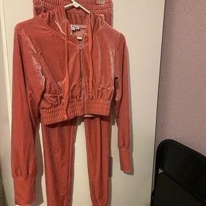 Pink velour set